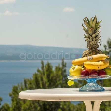 Near The Beach Apartments Jagodia Brela Εξωτερικό φωτογραφία
