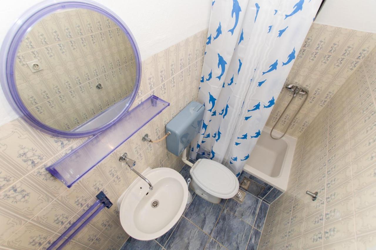 Near The Beach Apartments Jagodia Brela Εξωτερικό φωτογραφία