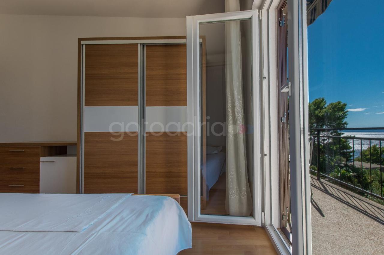 Near The Beach Apartments Jagodia Brela Εξωτερικό φωτογραφία