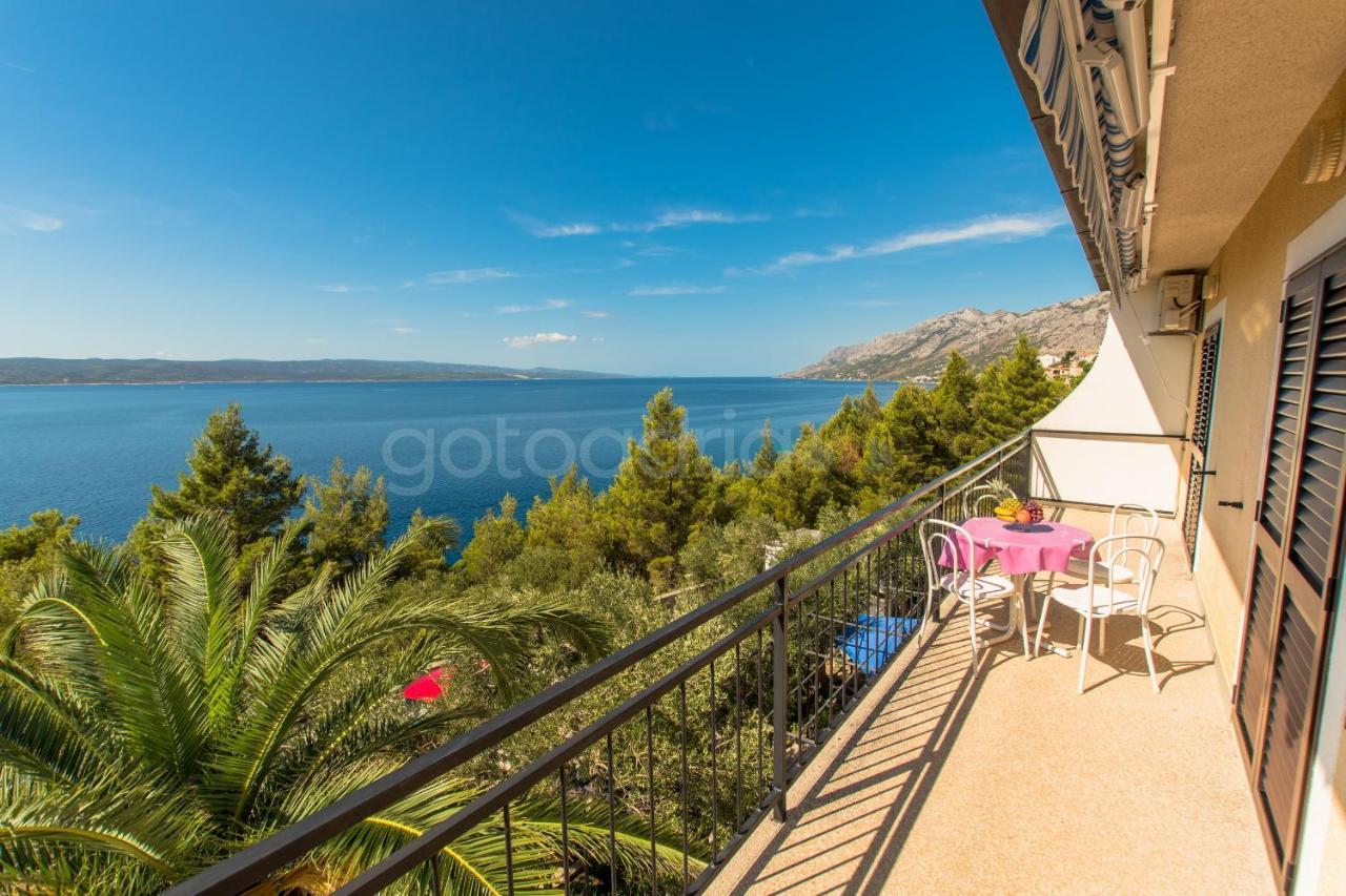 Near The Beach Apartments Jagodia Brela Εξωτερικό φωτογραφία